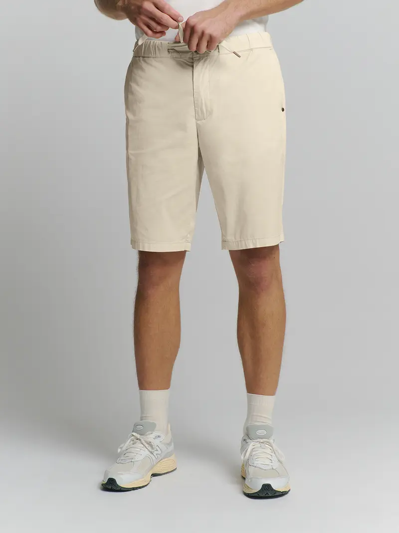 Chino short | Cement